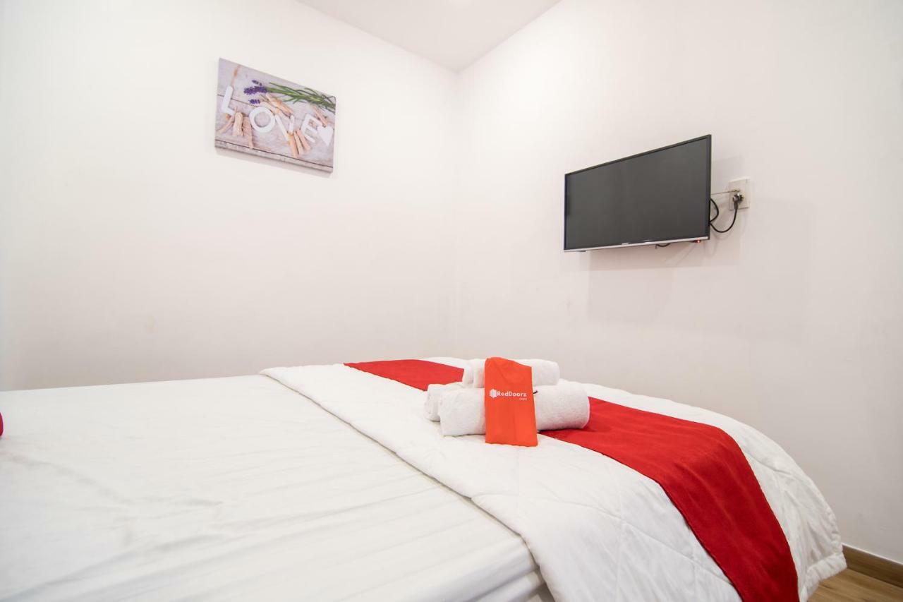 Reddoorz Plus Near Tan Dinh Market Ho Chi Minh-byen Eksteriør bilde